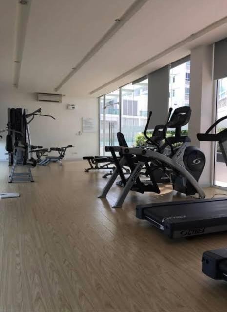 Luxury Condominium Sukhumvit 77 Bangkok Extérieur photo